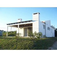 Casa de 2 dormitorios en venta en La Aguada, Costa Uruguaya | 9577