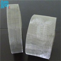 Wire cloth for battery support structure