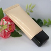 square colored plastic tube for sunscreen cream packing