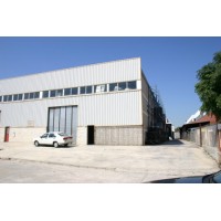 Naves industriales en Sant Lloren dHortons 