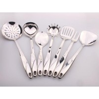 Set de los utensilios de cocina