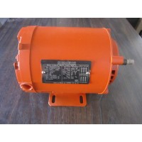 Motor elctrico de 1/3 hp, 3,425 rpm, trifsico, con brida